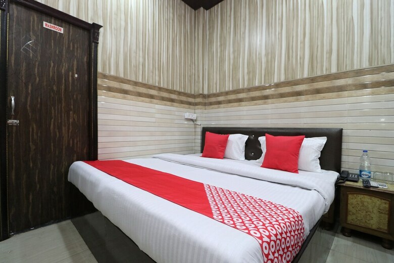Oyo 28409 Hotel Big City