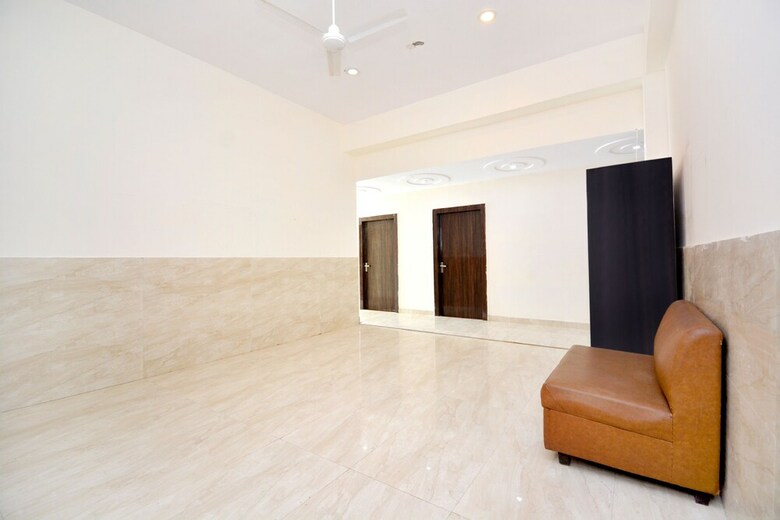 Hotel Oyo 29645 The Meridien