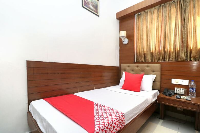 Hotel Oyo 30593 Heritage Corner