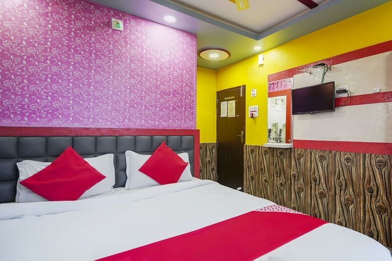 Oyo 37334 Hotel Happy