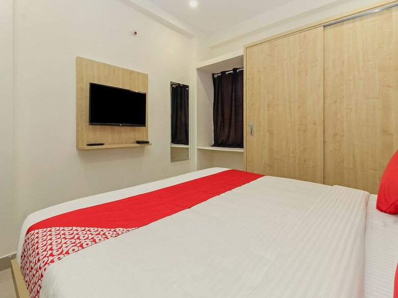 Hotel Oyo 37762 Hyvin Suites
