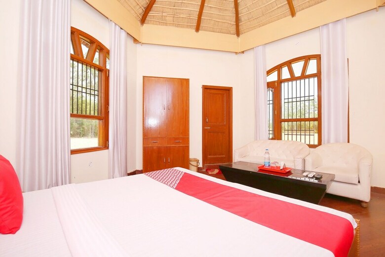 Hotel Oyo 37196 Whispering Shacks