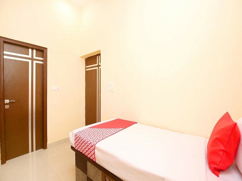 Hotel Oyo 36262 Armaan Resort