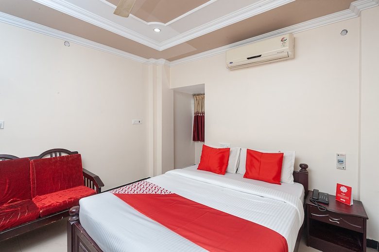 Hotel Oyo 39840 Ramyaa's Regency