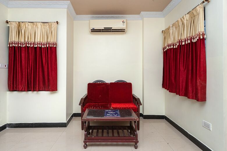 Hotel Oyo 39840 Ramyaa's Regency