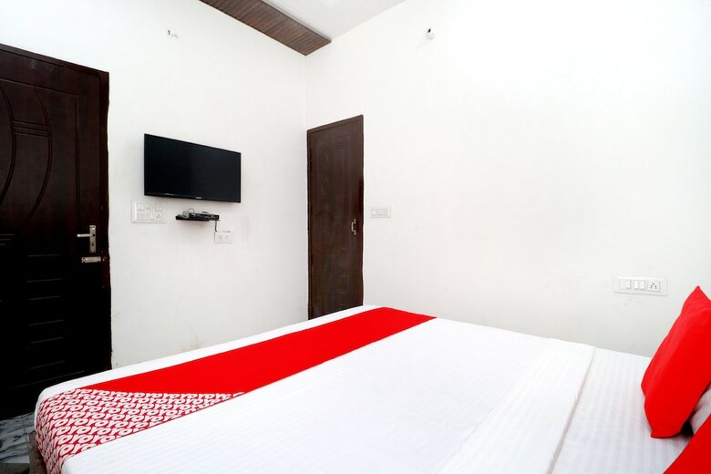 Oyo 41965 Hotel New Bury