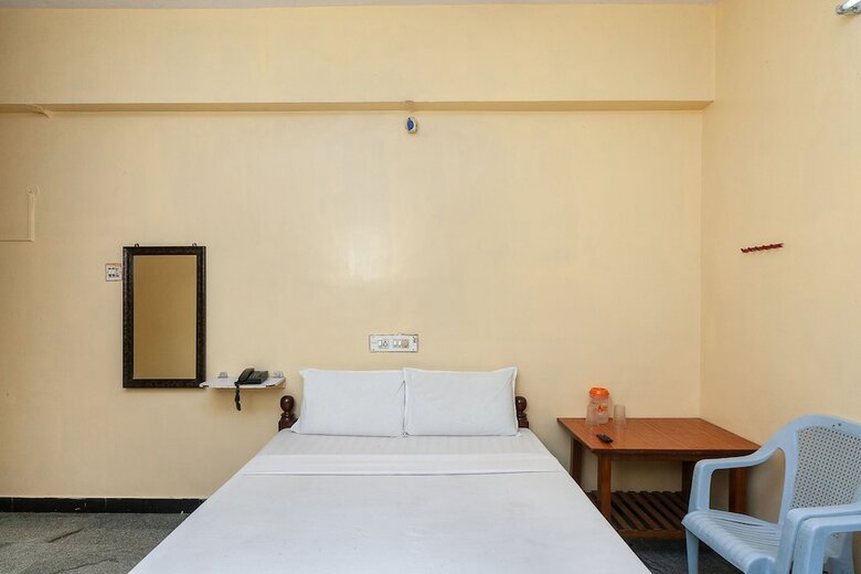 Hotel Spot On 36502 Sree Grand Lingam Residency