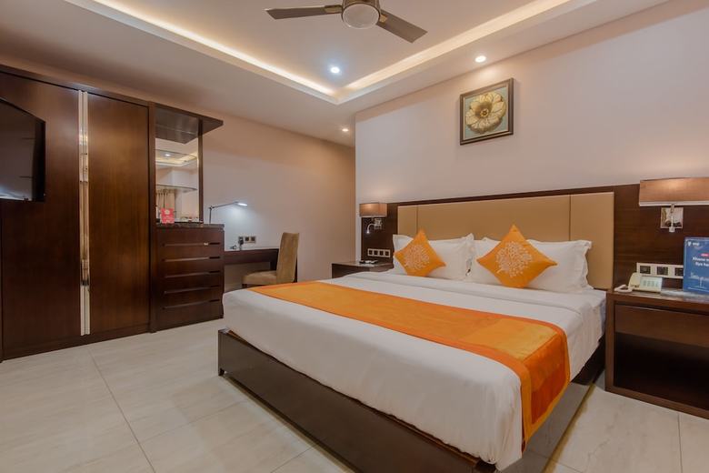 Hotel Oyo Flagship 15439 Colaba