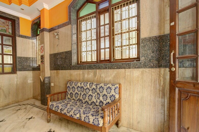 Hotel Spot On 39787 Radha Krishna Deluxe Lodge
