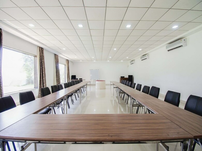 Oyo Flagship 36881 Hotel Lion's Den