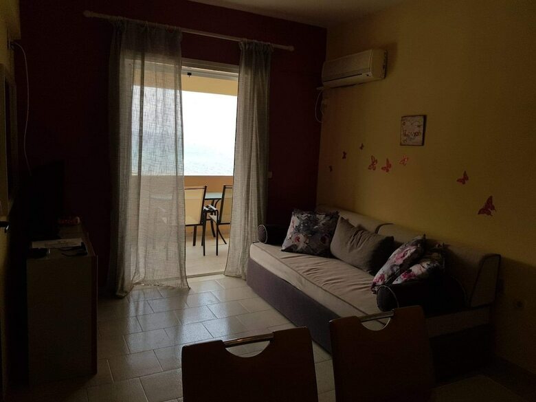 Menigos - Apartment Aa5r 155-158 Coco-mat