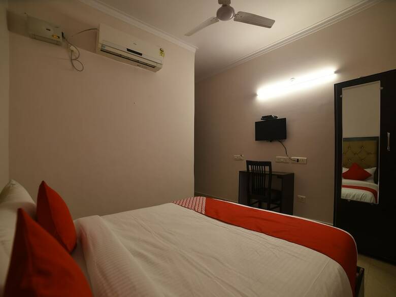 Hotel Oyo Flagship 38774 Cross Winds
