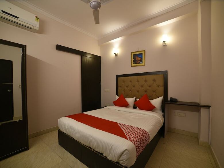 Hotel Oyo Flagship 38774 Cross Winds