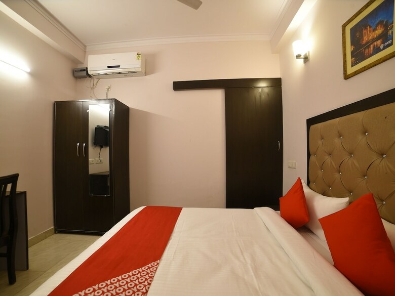 Hotel Oyo Flagship 38774 Cross Winds