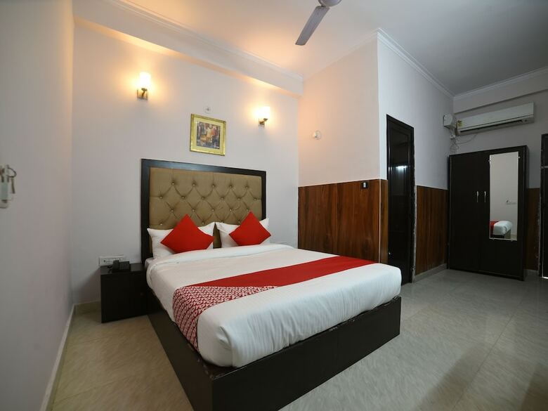 Hotel Oyo Flagship 38774 Cross Winds