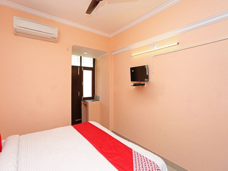 Hotel Oyo Flagship 40126 Polytechnic Chauraha