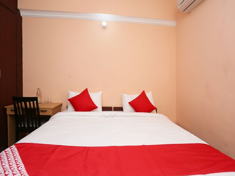 Hotel Oyo Flagship 40126 Polytechnic Chauraha