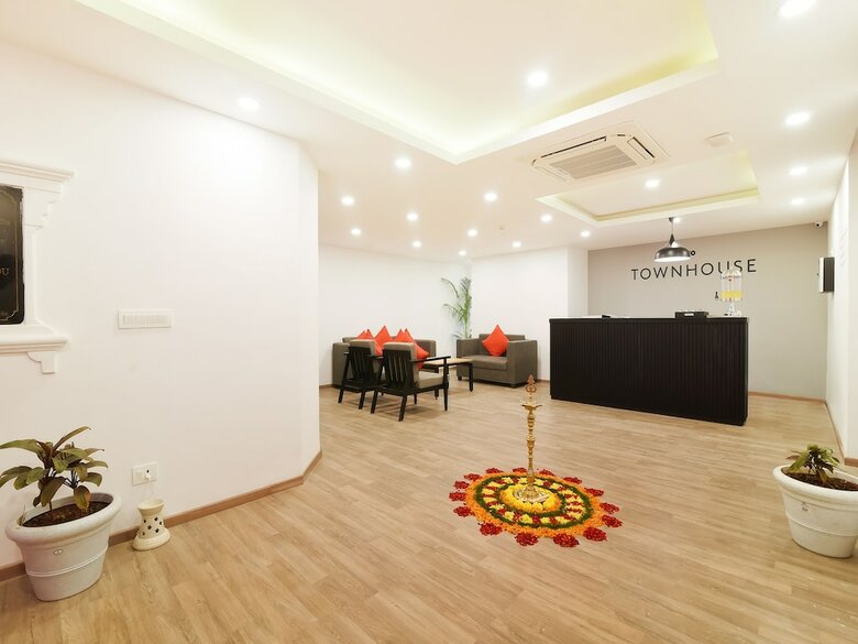 Hotel Oyo Townhouse 124 Srm