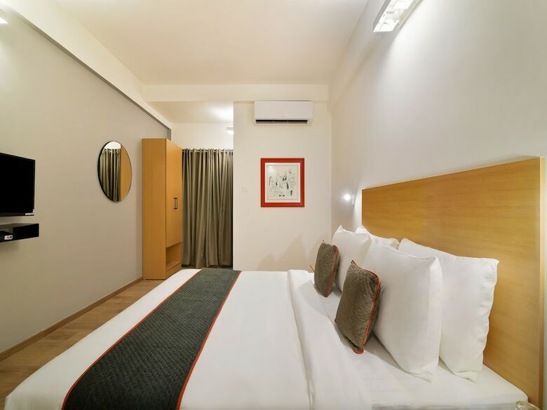 Hotel Oyo Townhouse 124 Srm