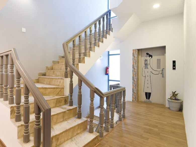 Hotel Oyo Townhouse 124 Srm