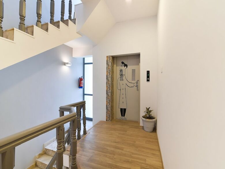 Hotel Oyo Townhouse 124 Srm