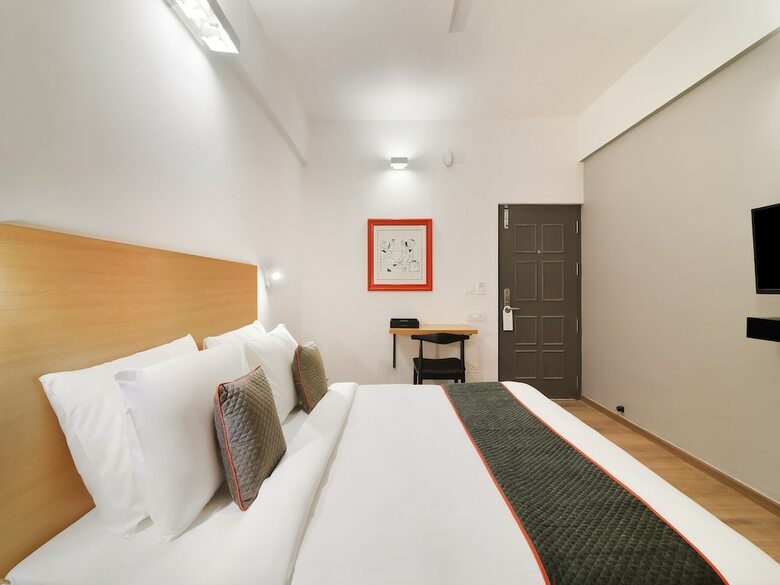 Hotel Oyo Townhouse 124 Srm