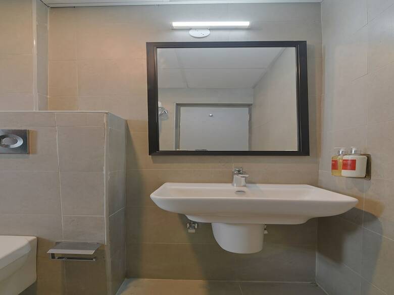 Hotel Oyo Townhouse 124 Srm