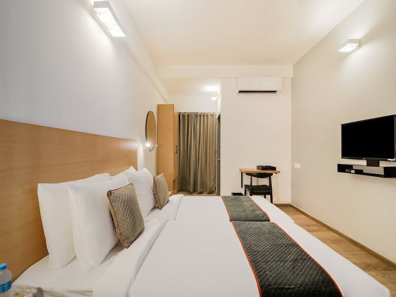 Hotel Oyo Townhouse 124 Srm