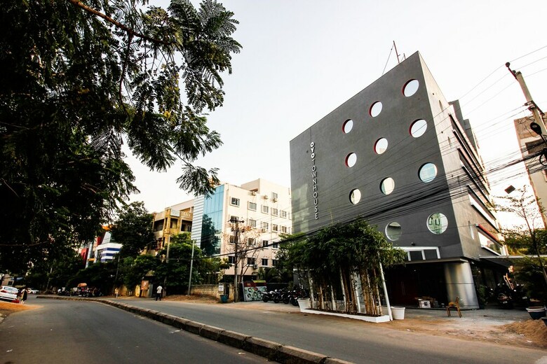 Hotel Oyo Townhouse 112 Madhapur