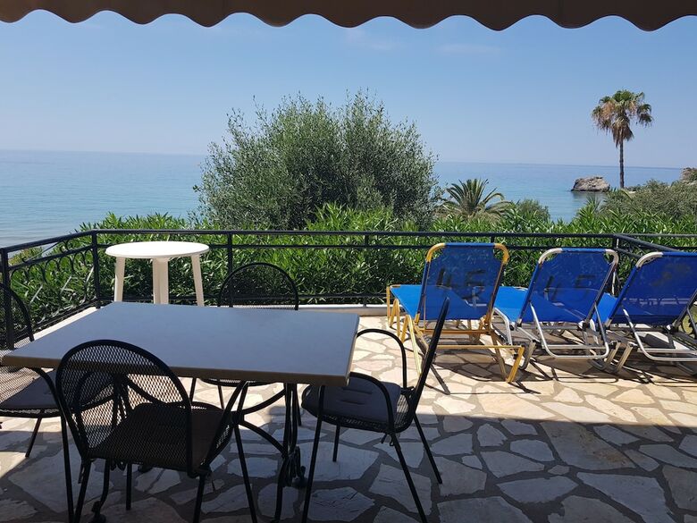 Menigos - Type Aa5g (Nr.45): Beach View 1 Bedroom Luxury Apartment