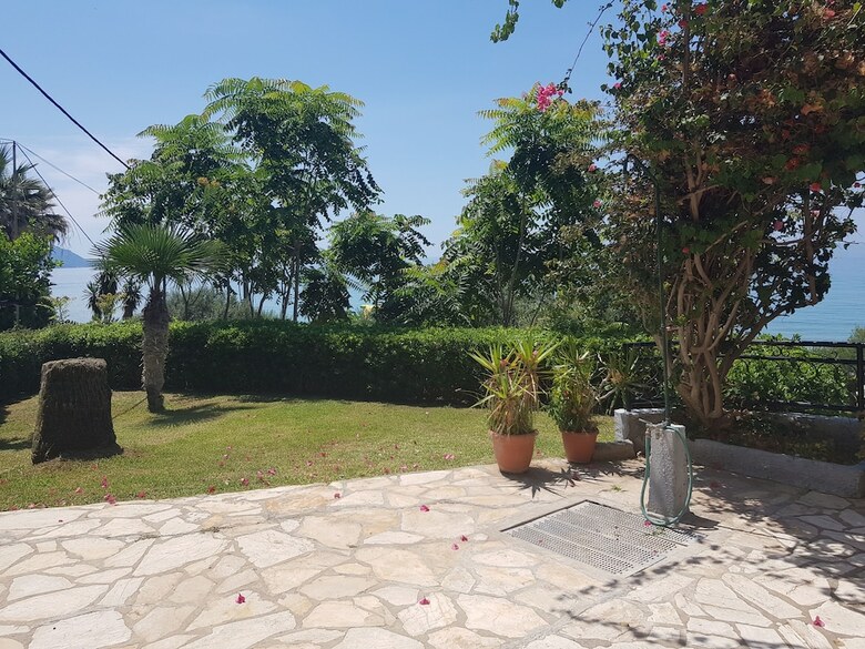 Menigos - Type Aa5g (Nr.45): Beach View 1 Bedroom Luxury Apartment