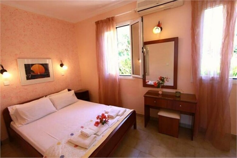 Menigos - Type Aa5g (Nr.45): Beach View 1 Bedroom Luxury Apartment