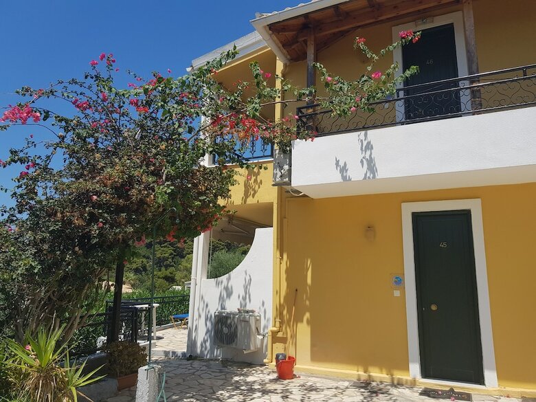 Menigos - Type Aa5g (Nr.45): Beach View 1 Bedroom Luxury Apartment