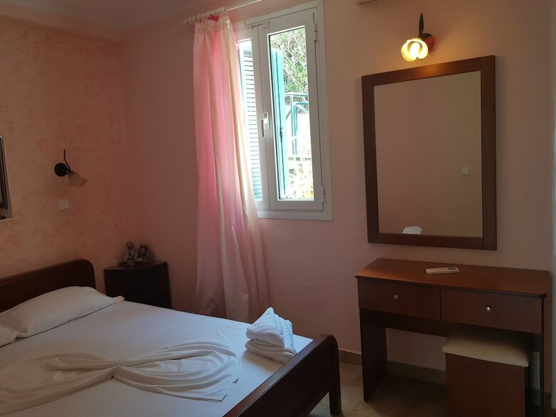 Menigos - Type Aa5g (Nr.45): Beach View 1 Bedroom Luxury Apartment