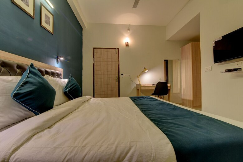 Silverkey Executive Stays 36842 Nazeer Hotel