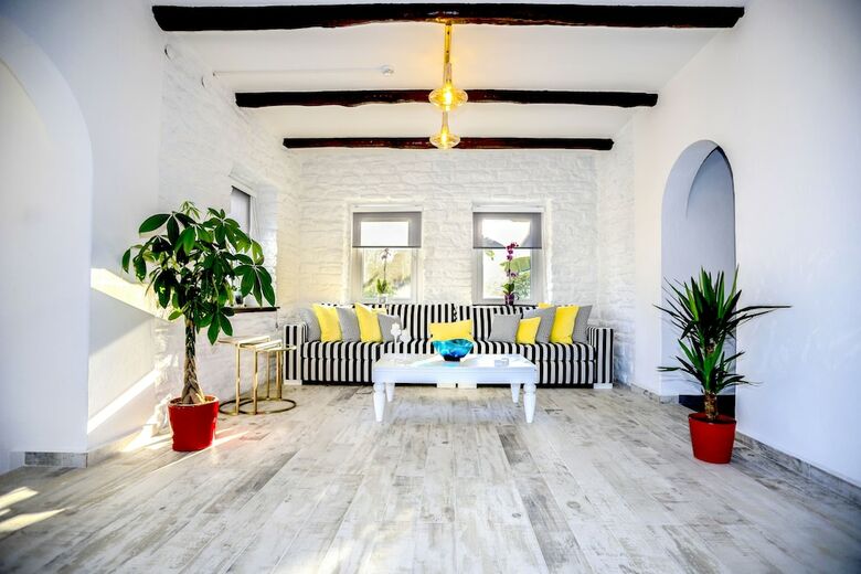 Hotel The Flag Suites (+12)
