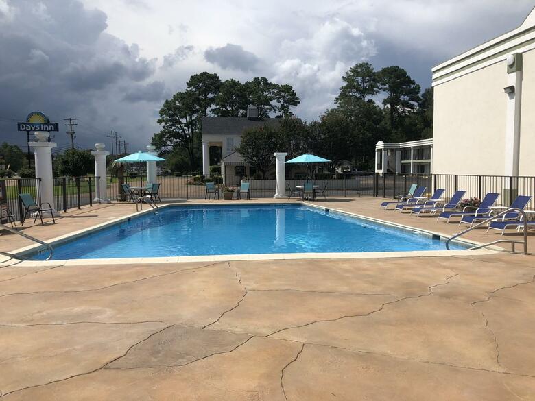 Hotel Days Inn