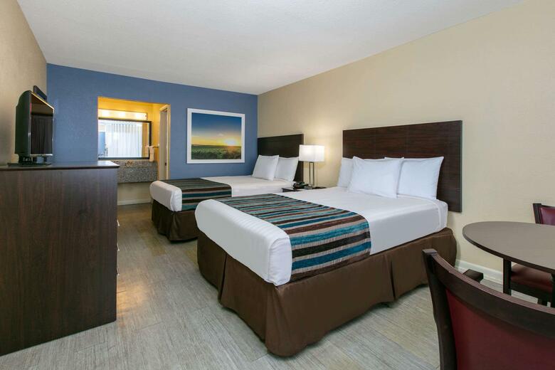 Hotel Days Inn
