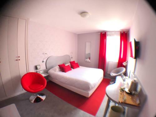 Hotel Logis Auv'h�tel