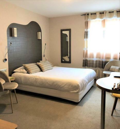 Hotel Logis Auv'h�tel