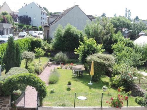 Hotel Logis Auv'h�tel