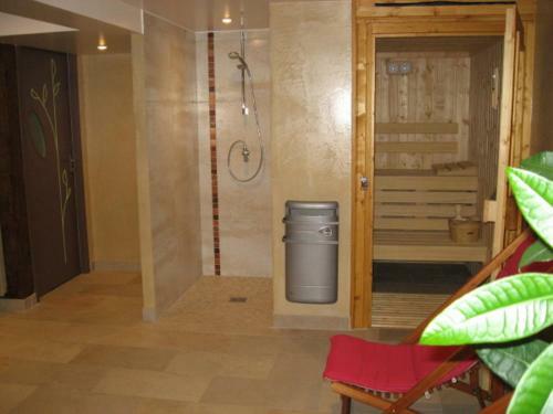 Hotel Logis Auv'h�tel