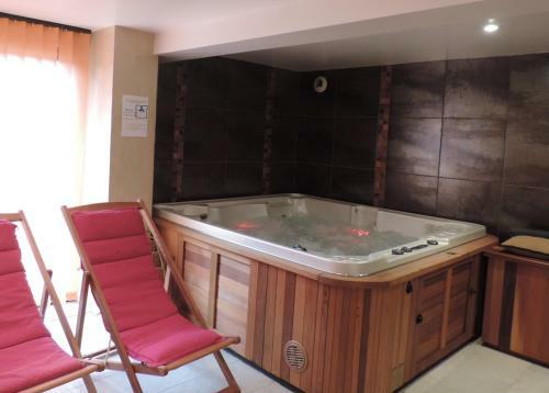 Hotel Logis Auv'h�tel