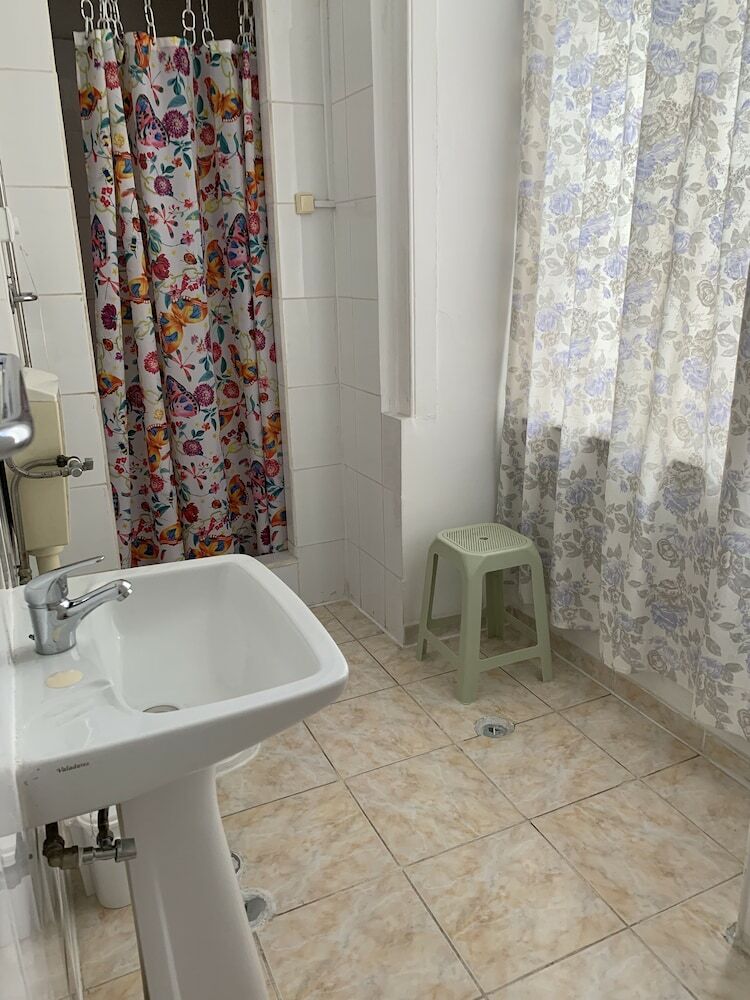 Hotel Residencia White Love