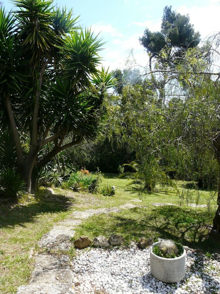 Hotel Magnificent Villa Mas Garba