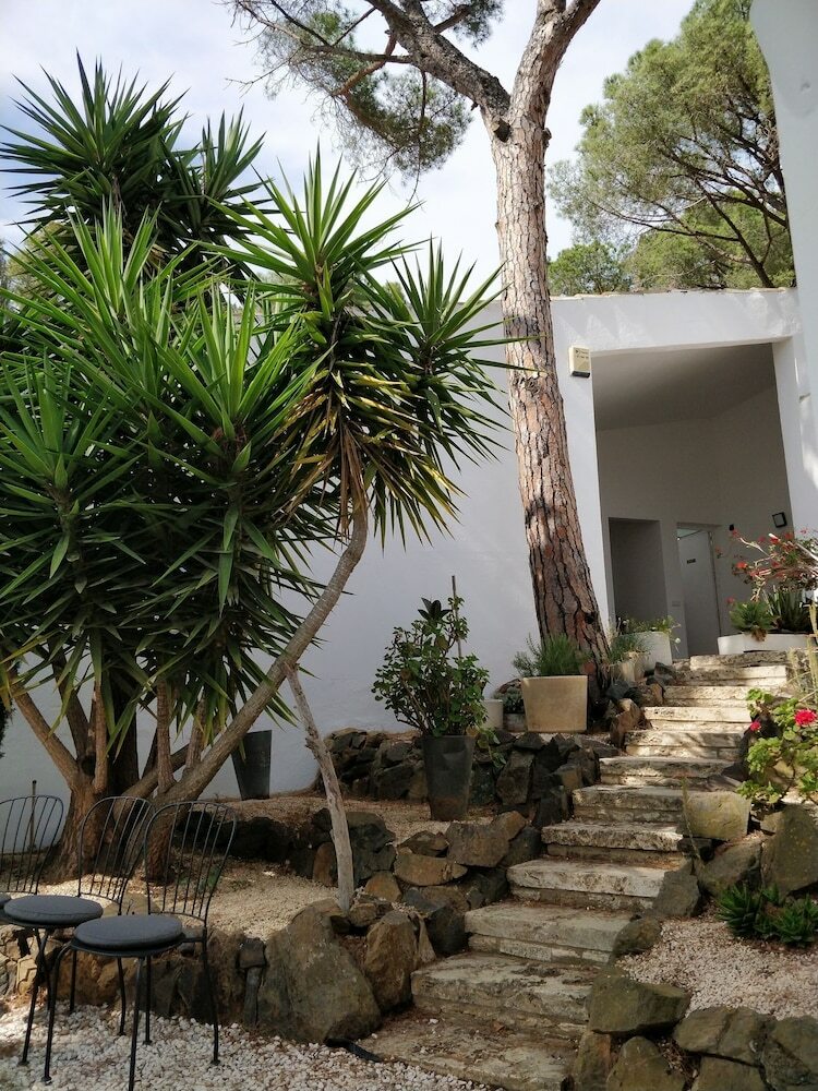 Hotel Magnificent Villa Mas Garba