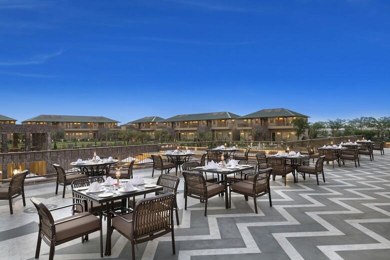 Hotel Sawai Vilas