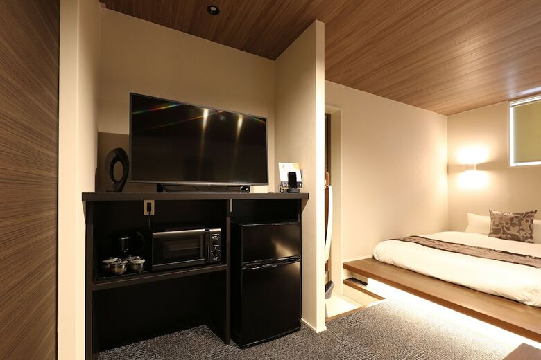 Hotel Grand Base Hakata City