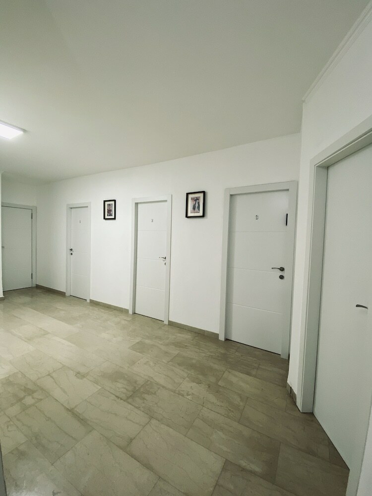 Hotel Sky View Home Stay