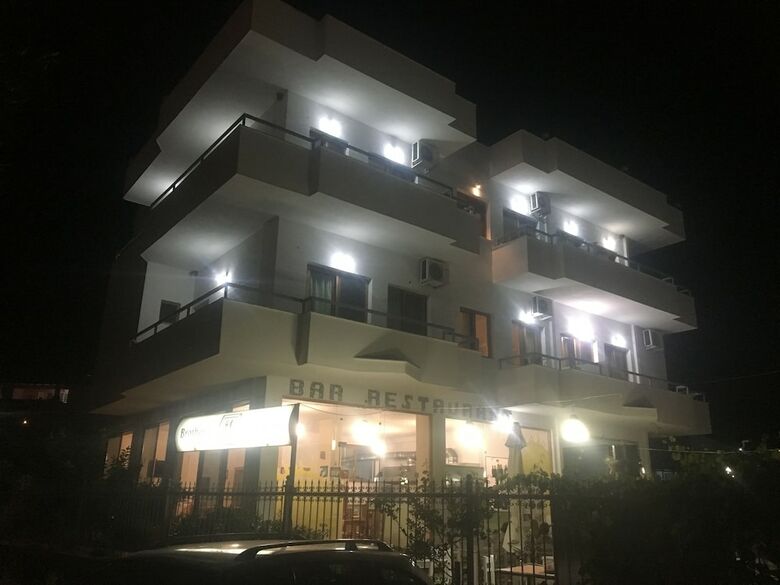 Nova Hotel